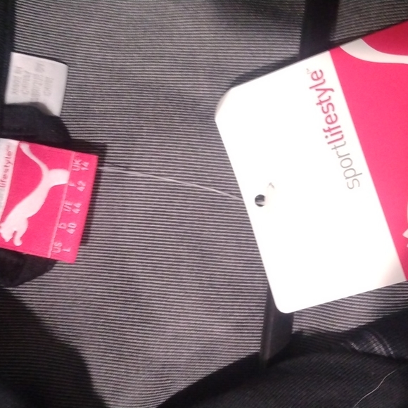 PUMA Hooded Asymmetrical Jacket AOP - Picture 9 of 9